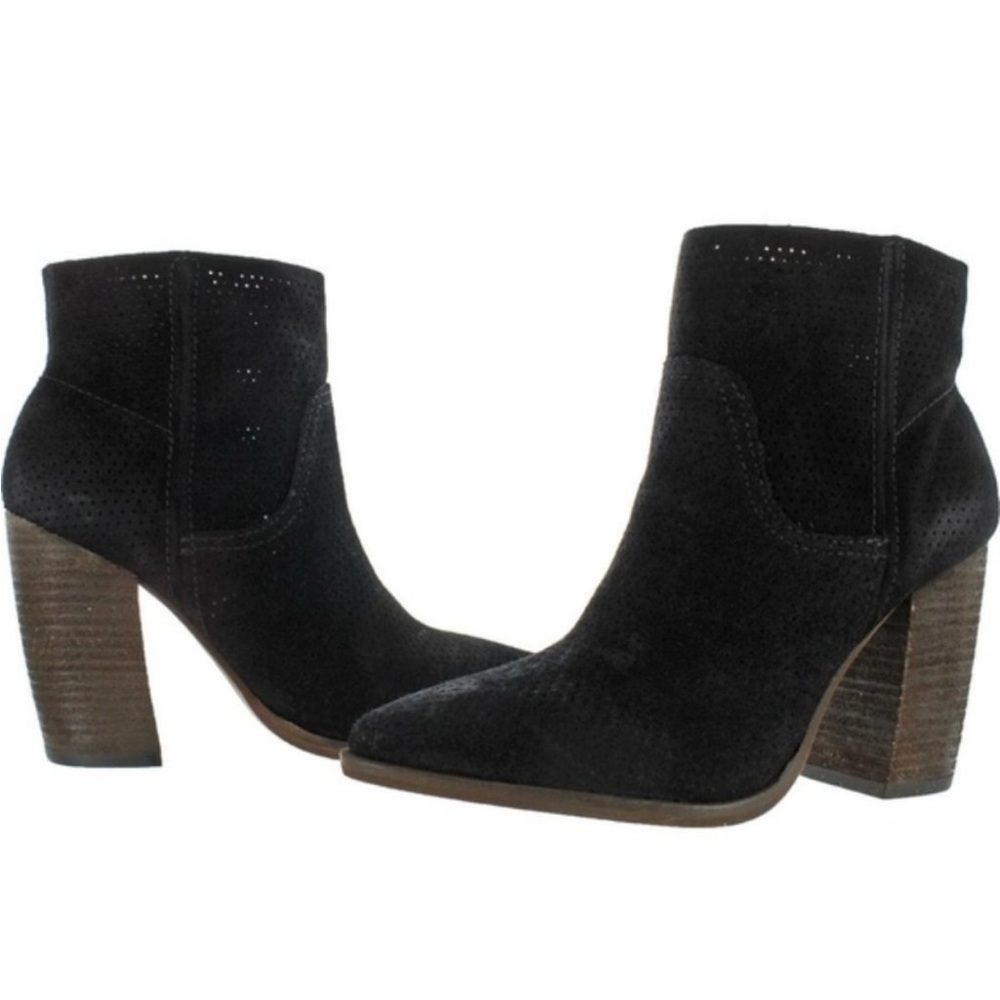 Vince Camuto BNIB Black "Cava" bootie ankle sz 10M perforated